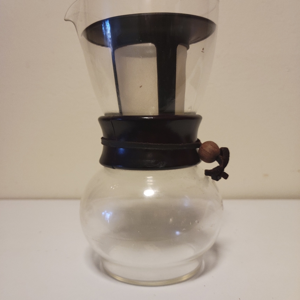 Hario Drip Pot woodneck,glass,8" tall 4" width